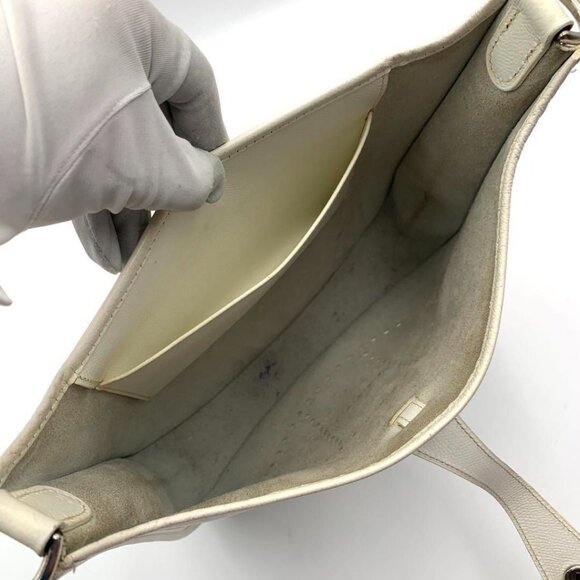 Authentic HERMES Evelyn PM Taurillon White Ivory Clemence Leather Shoulder Bag - Picture 7 of 11